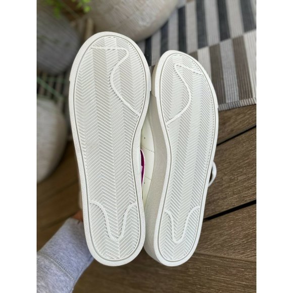 (Sold) Nike Blazer Low LE Sneakers White Pink NWOB - Picture 11 of 11